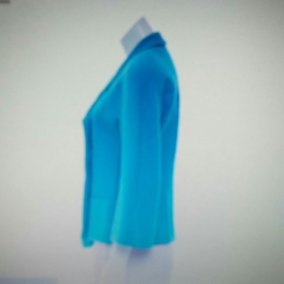 CHANEL - boucle jacket - Picture 2 of 6